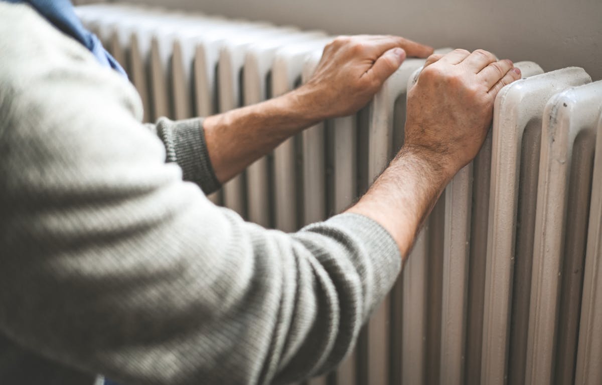 Mes radiateurs ne chauffent pas bien : un désembouage peut être nécessaire.