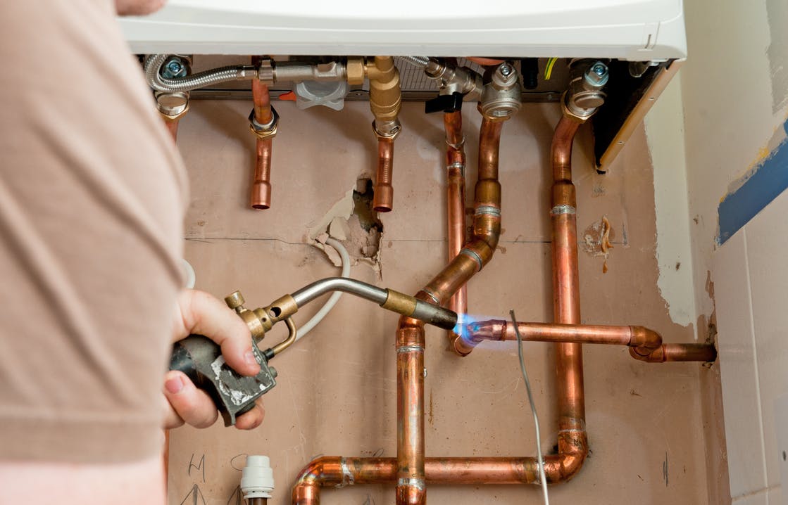 Choisir un plombier à Lyon grâce à Mure Energies