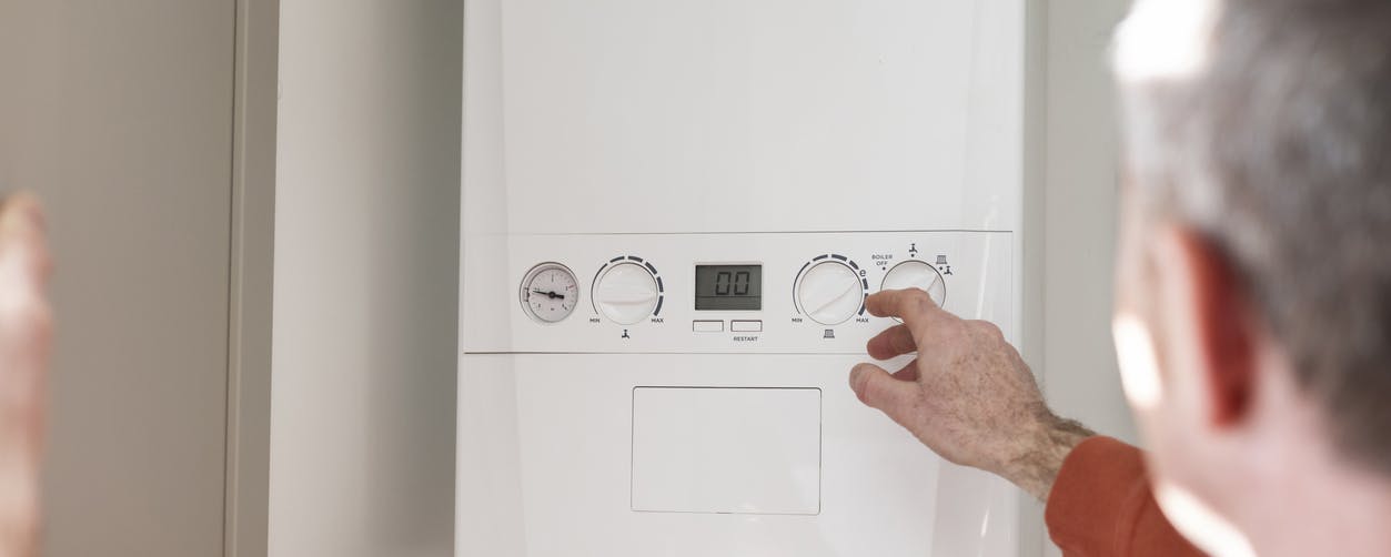 Anticipez la hausse de TVA sur chaudières gaz autour de Grenoble avec Roussin Energies