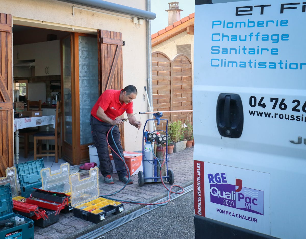 Plomberie sanitaire, nos plombiers interviennent à Grenoble