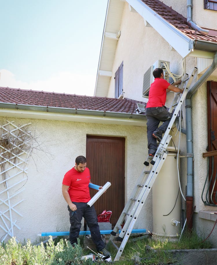 Roussin Energies entretient et maintient vos équipements de chauffage et de climatisation.