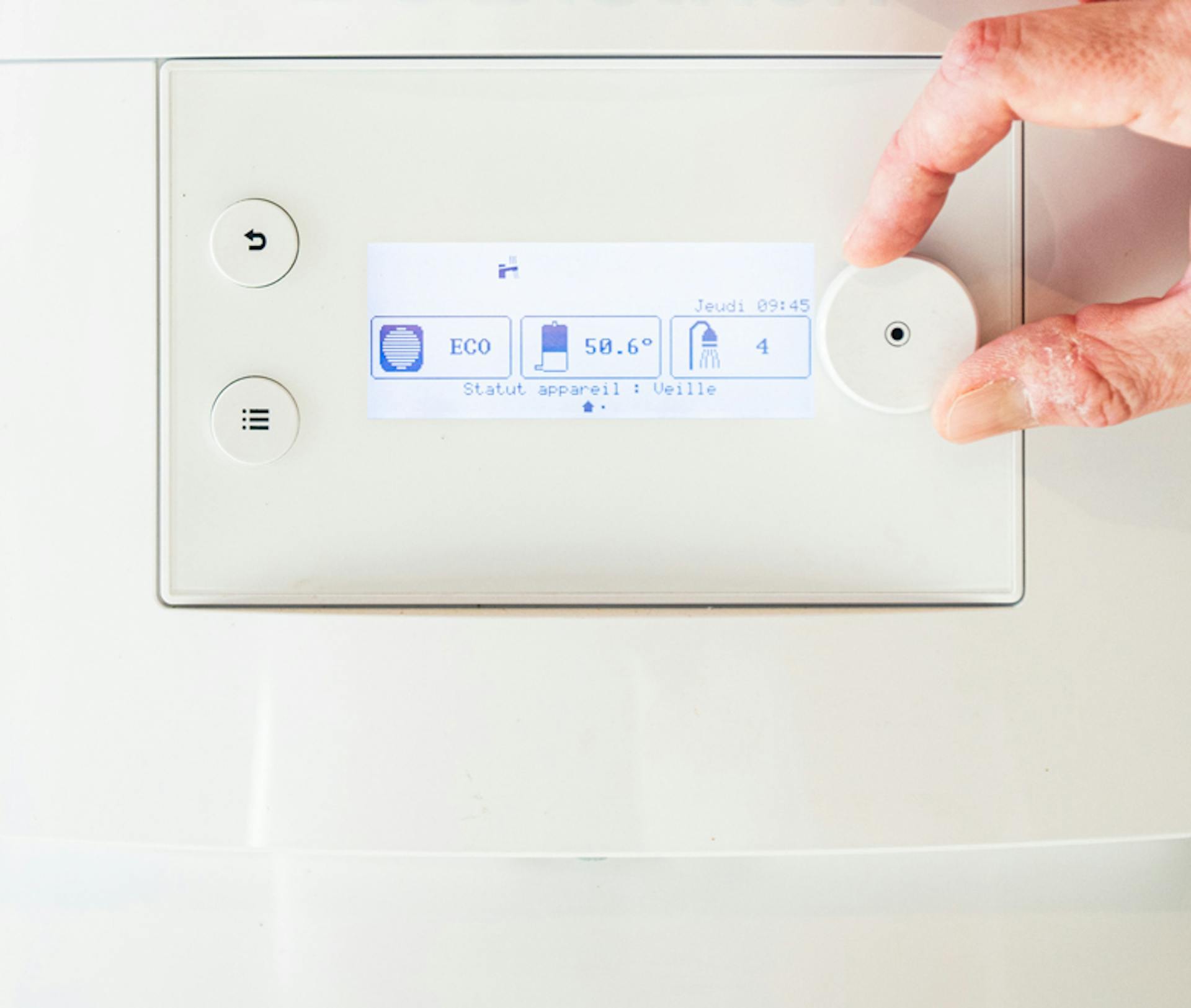 Entretien de votre chauffe eau thermodynamique par les chauffagistes SBF Energies