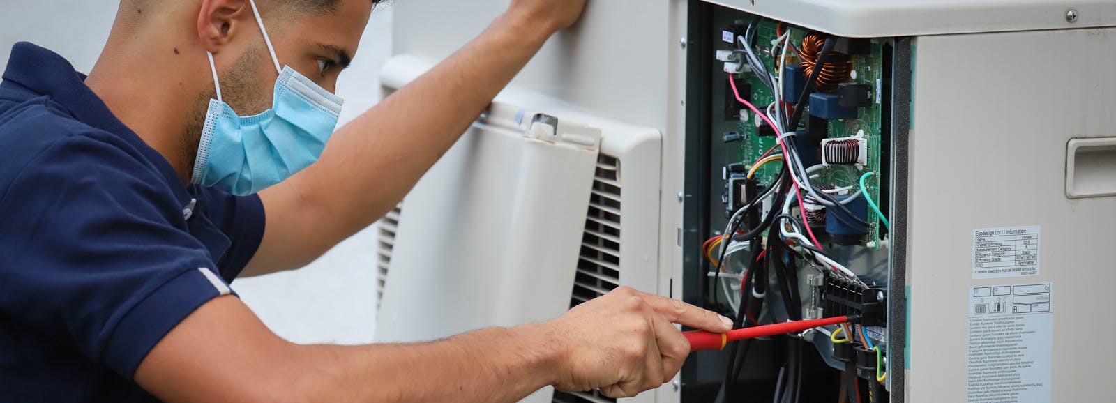 Contactez SMT Energies pour un dépannage rapide de vos équipements de chauffage et climatisation