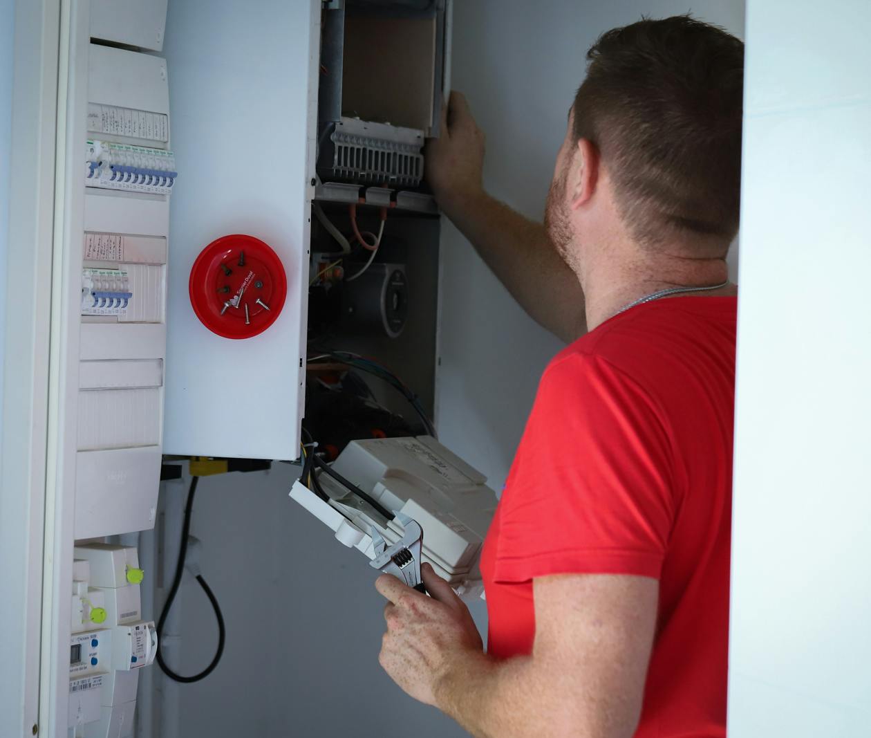 SMT Energies vous propose un contrat d'entretien pour votre chaudière fioul