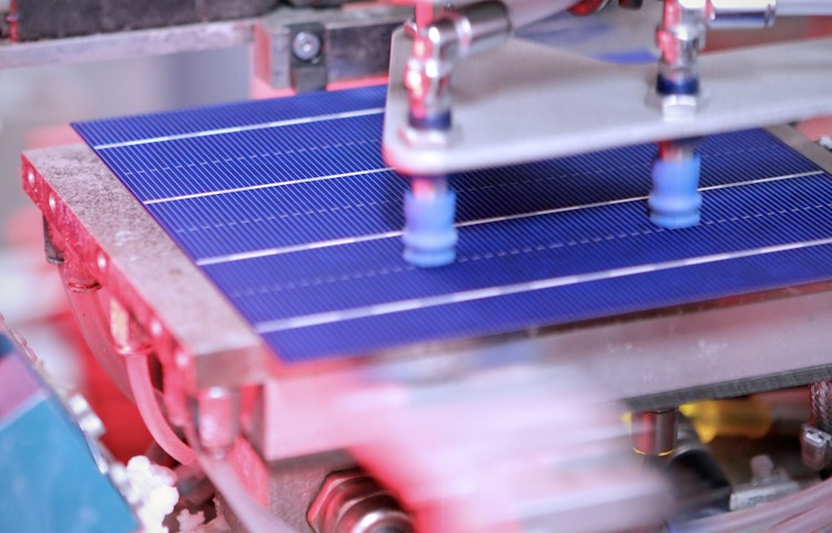 Recyclage panneaux solaires silicium HomeServe