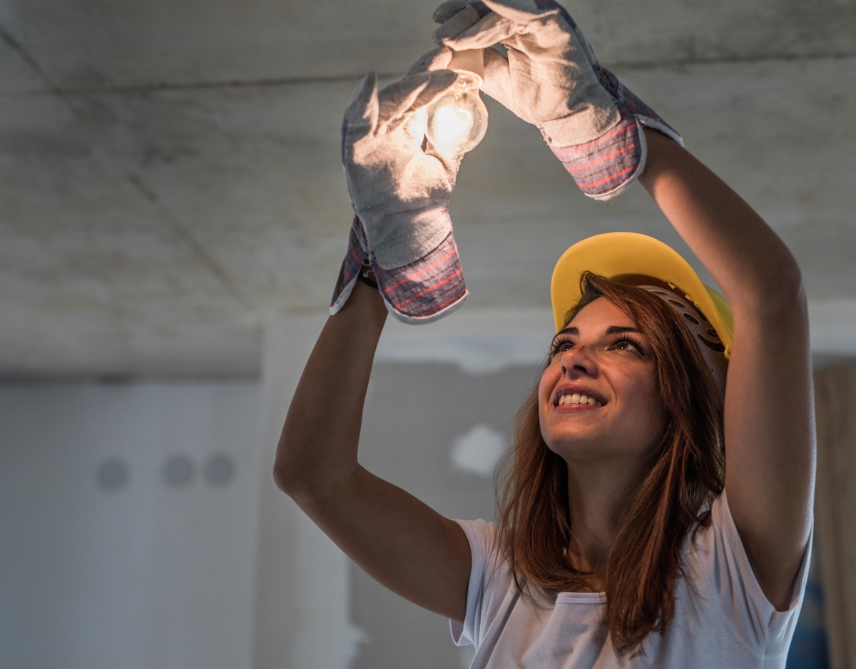 Guides et tutos pour vos travaux d’électricité - HomeServe