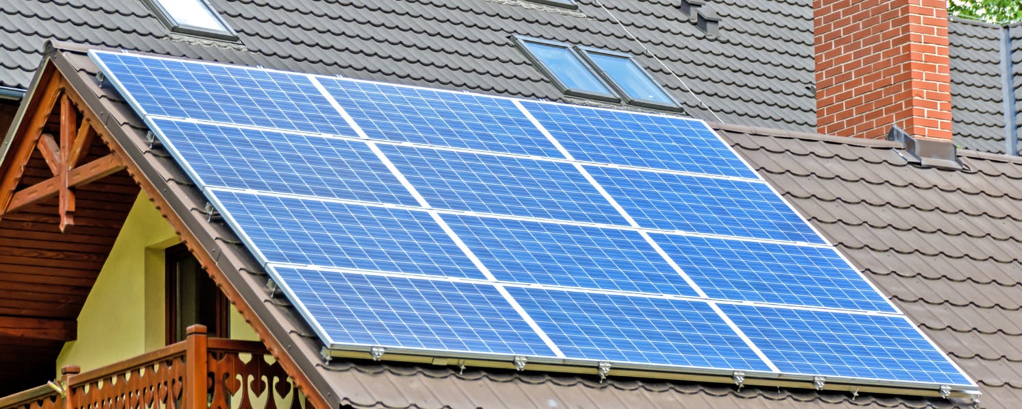 installation des panneaux solaires