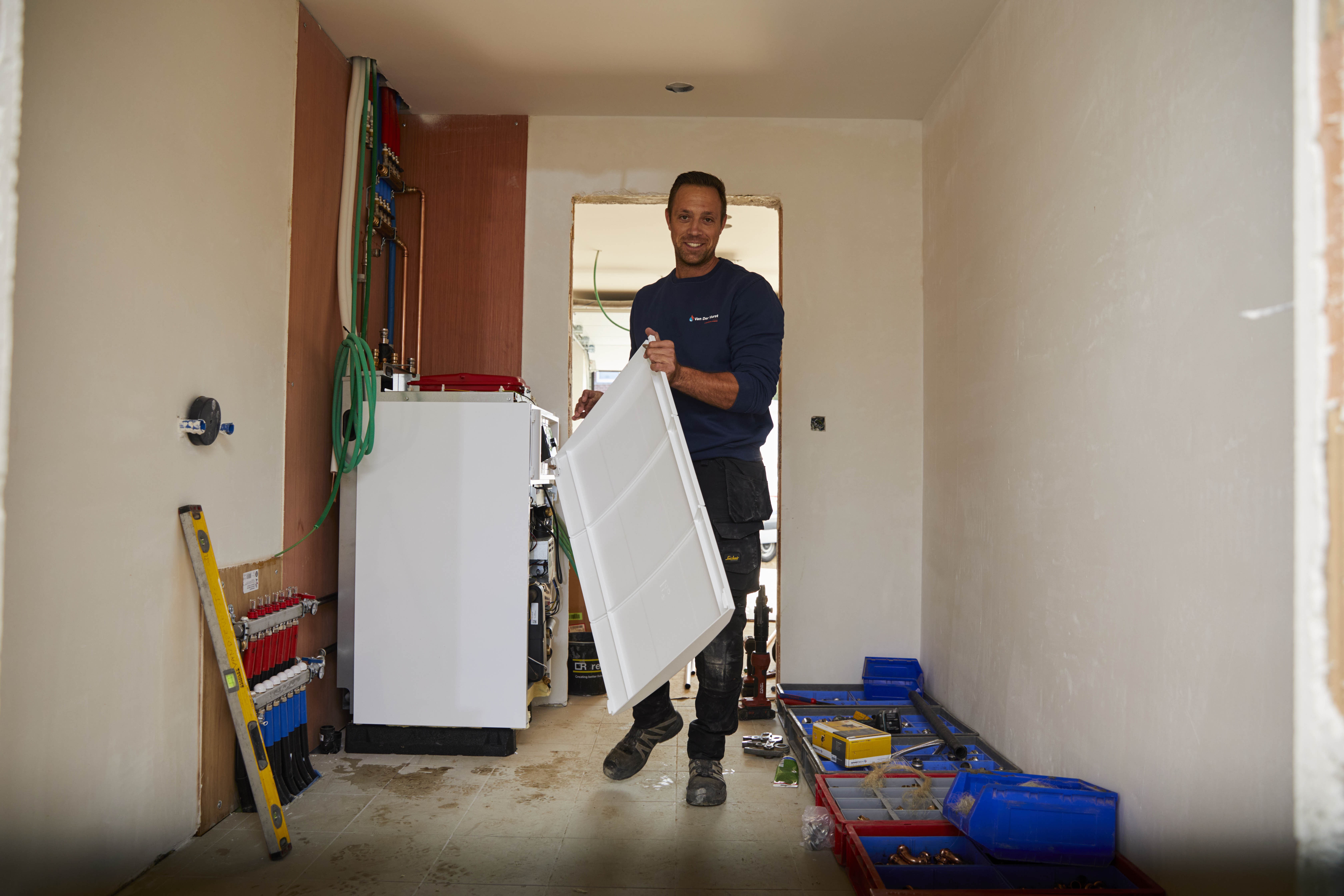 Man met gasketel