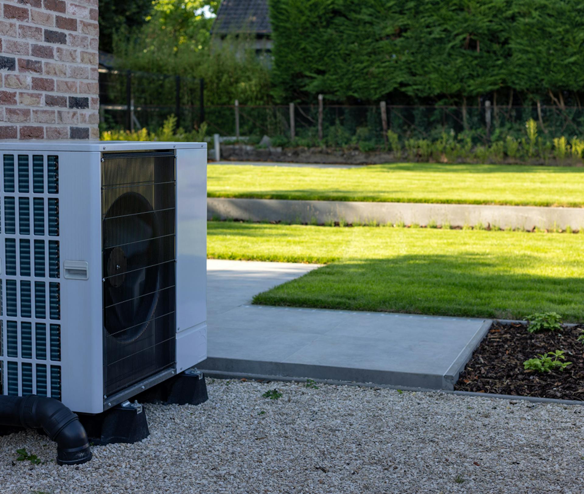Installation d'une pompe à chaleur par les chauffagiste VB Gaz