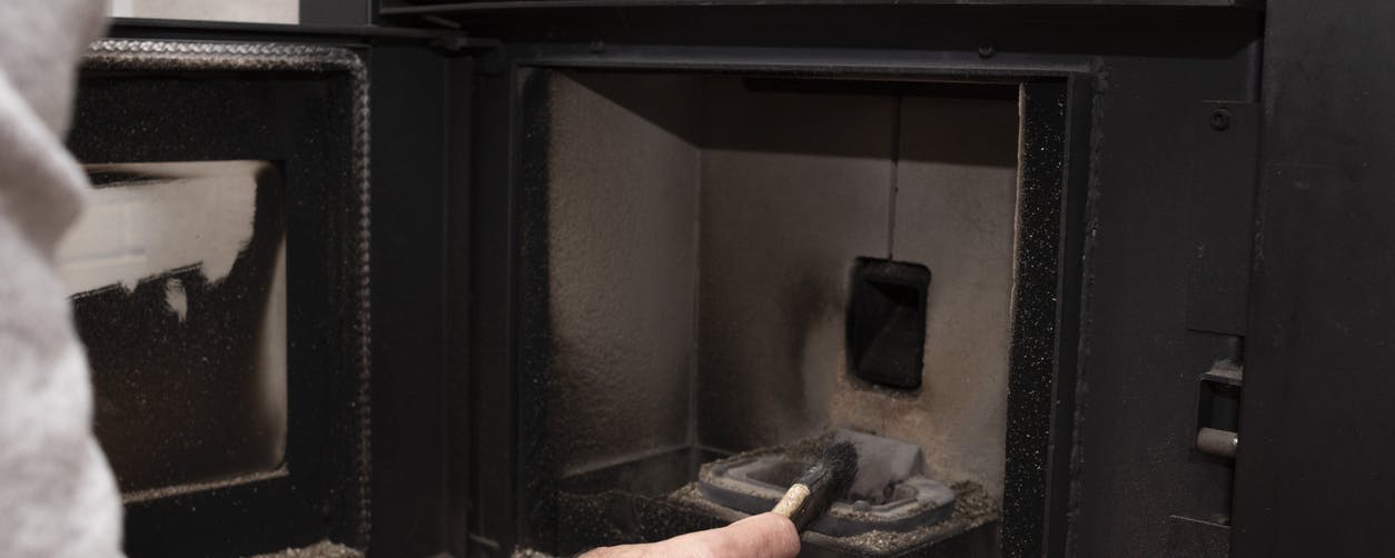 Comment entretenir son poêle à granulés ?