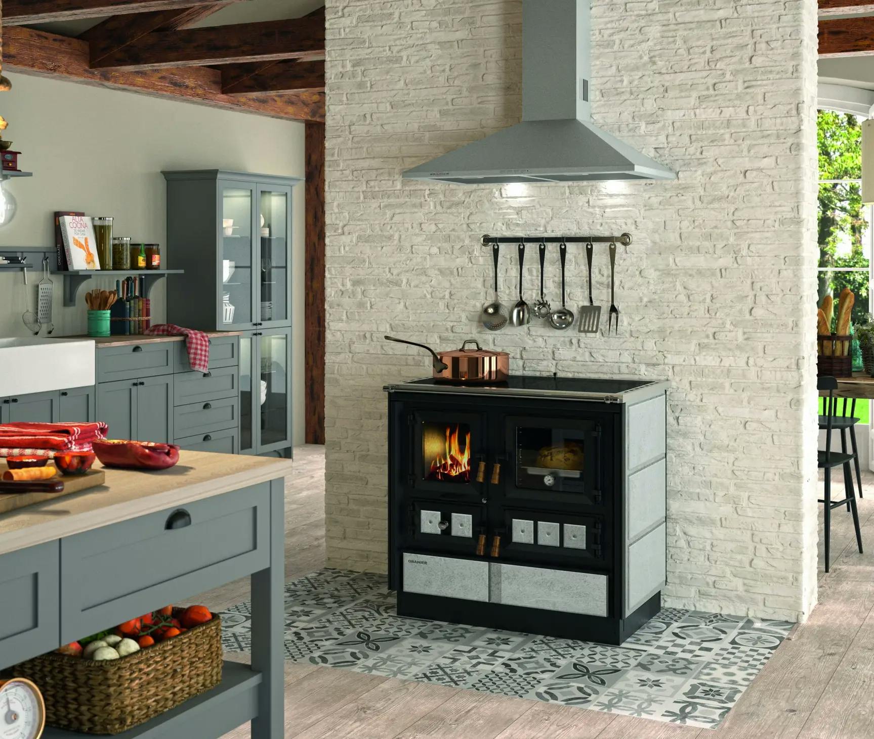 Cuisinières à bois et à granulés en Normandie - Oranier