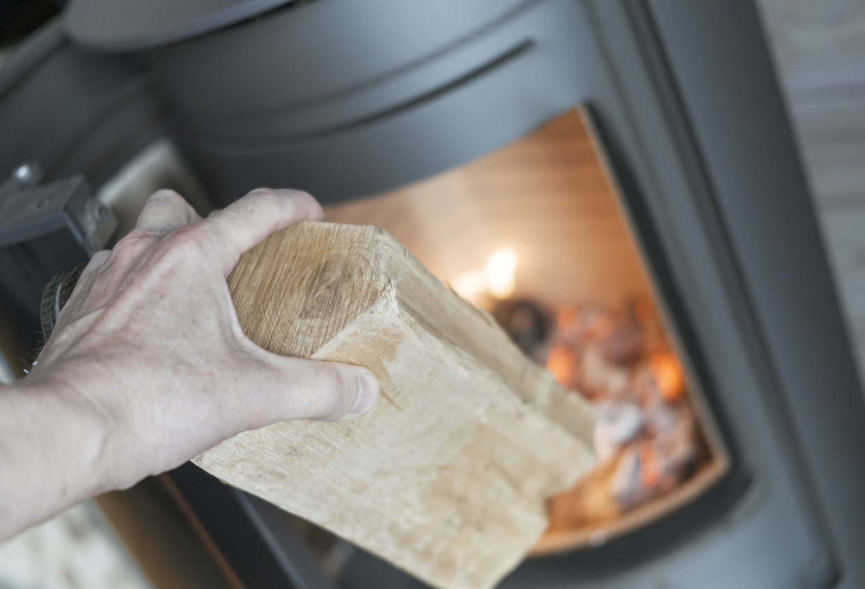 Les 6 critères pour choisir le bon bois de chauffage