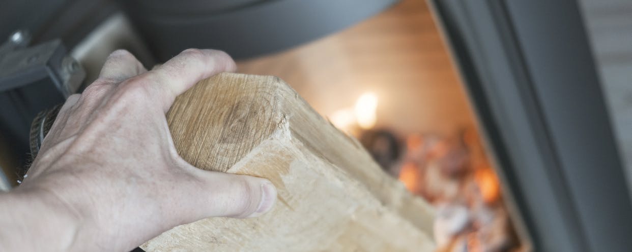 Les 6 critères pour choisir le bon bois de chauffage