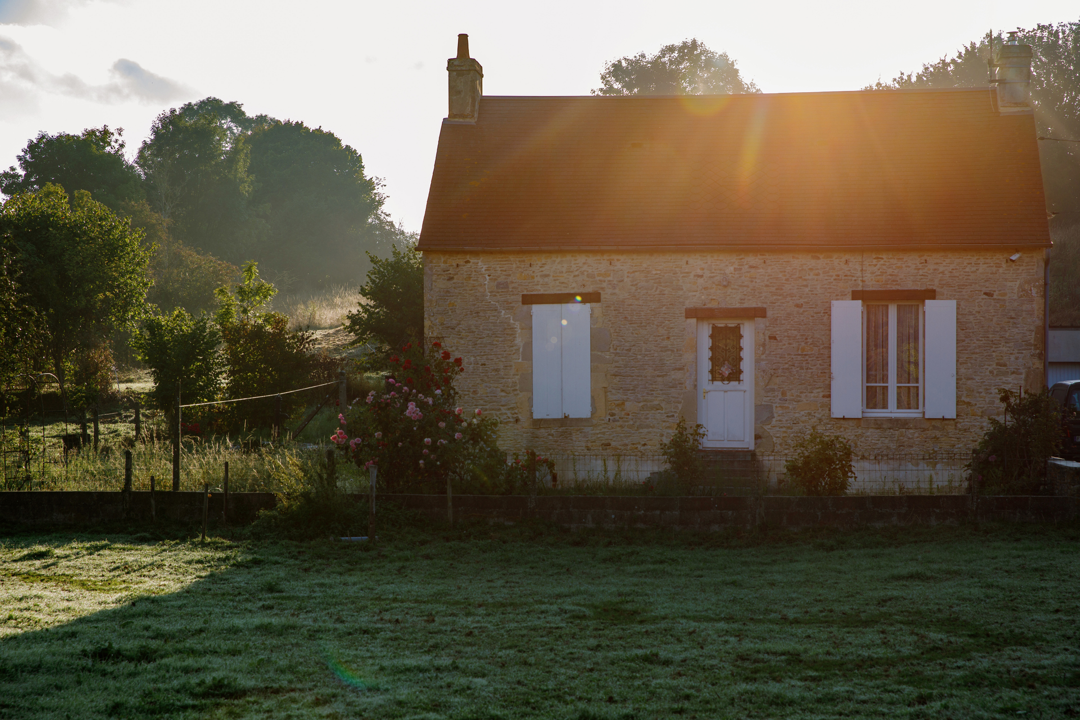 Maison normande en pierre, avec un chauffage moderne