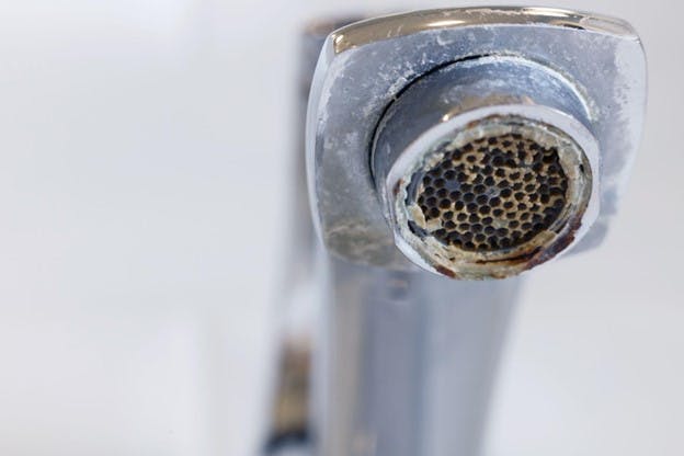 Hard Water Problems on Water Faucet Calcium Buildup