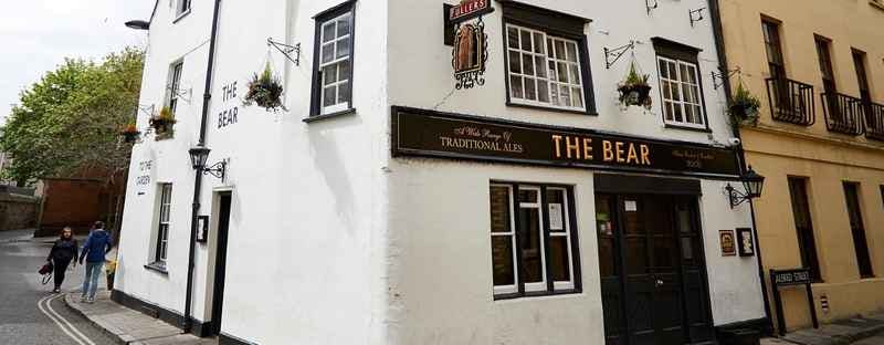 The Bear Inn pub in Oxford