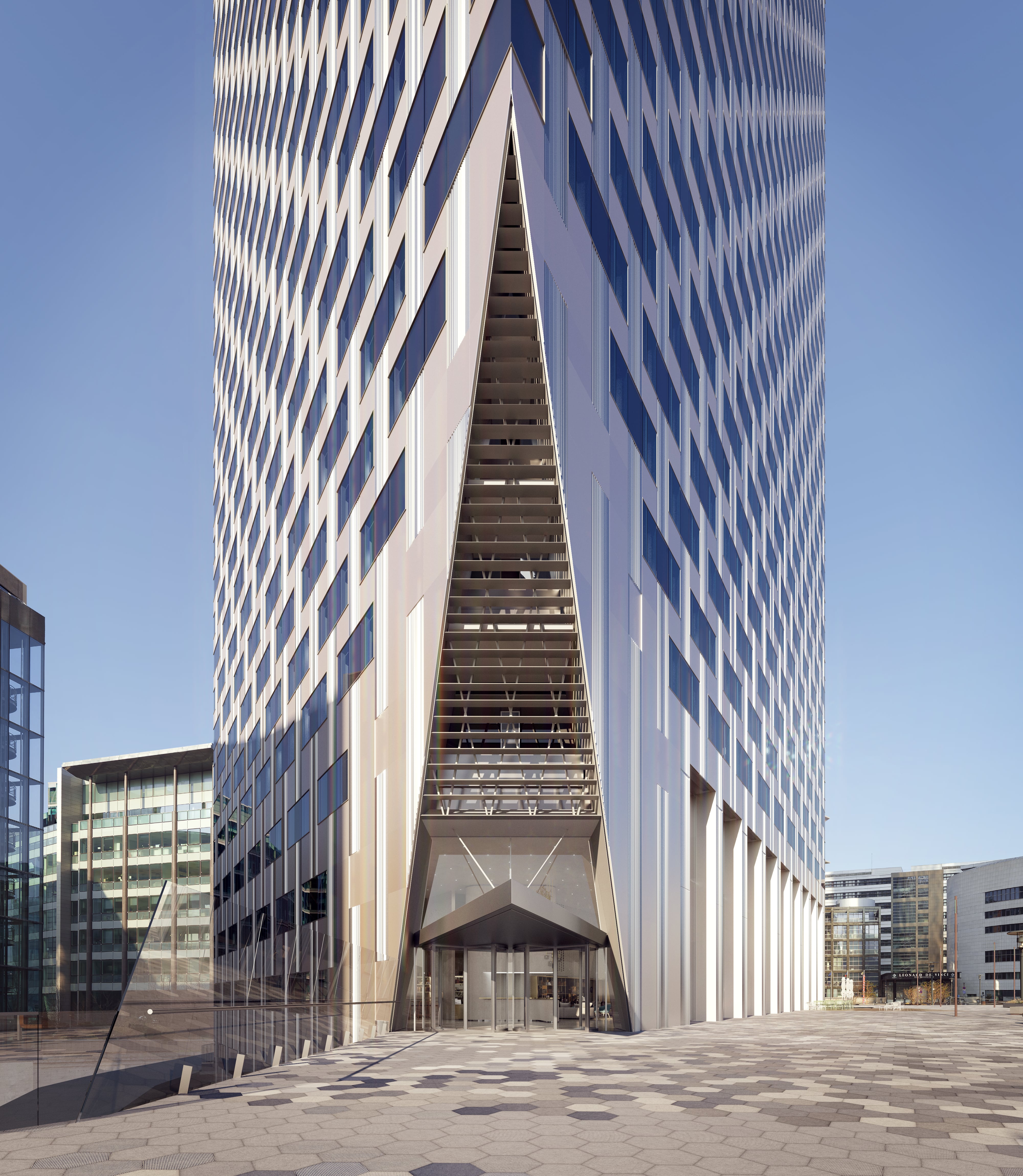 Vue de l'entrée de la tour - rez-de-chaussée, niveau haut