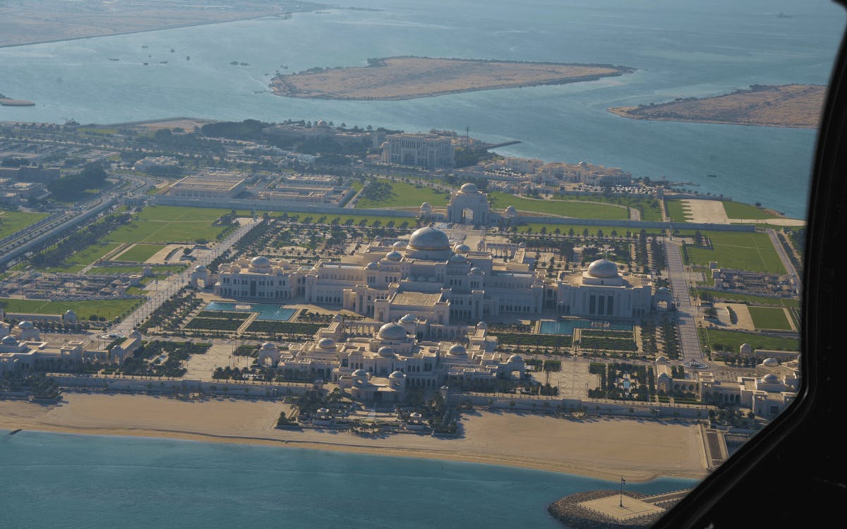 Abu Dhabi - Gulf and Skyline Helicopter Tour