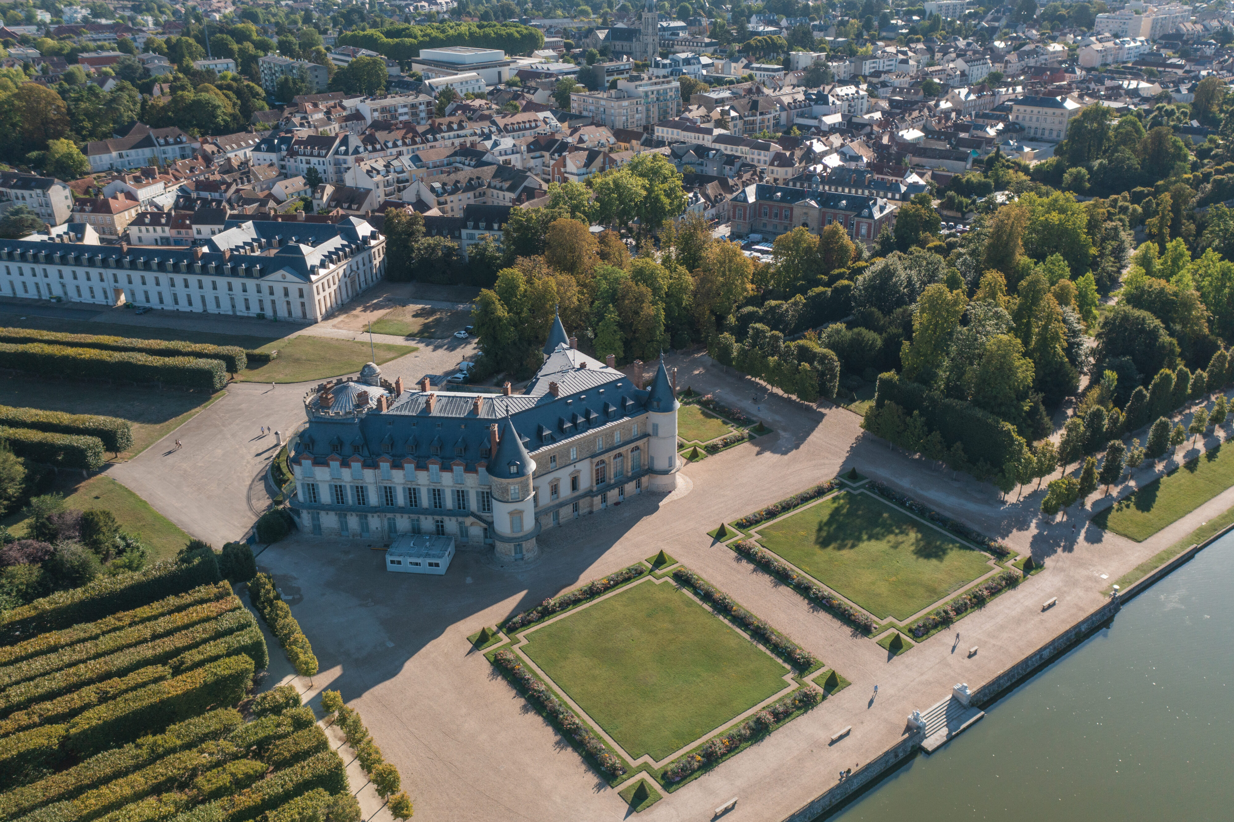 Yvelines castles from above