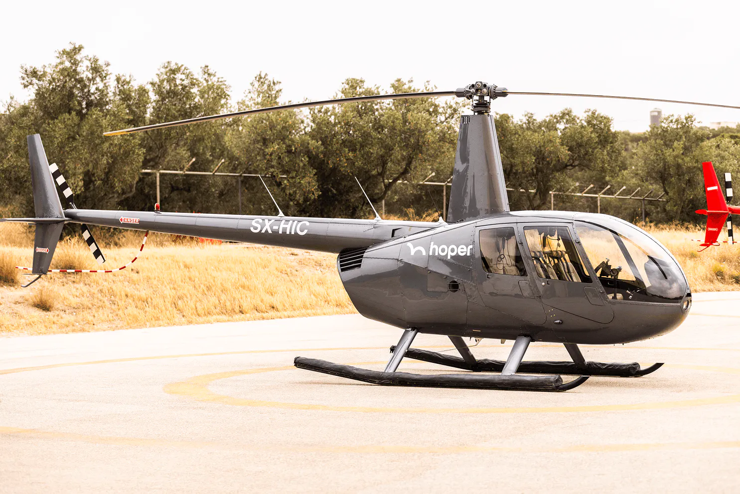 hoper Helicopter Types | Robinson R44