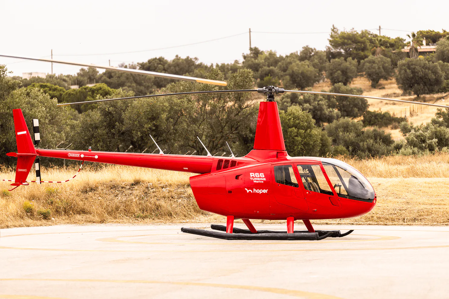 hoper Helicopter Types | Robinson R66