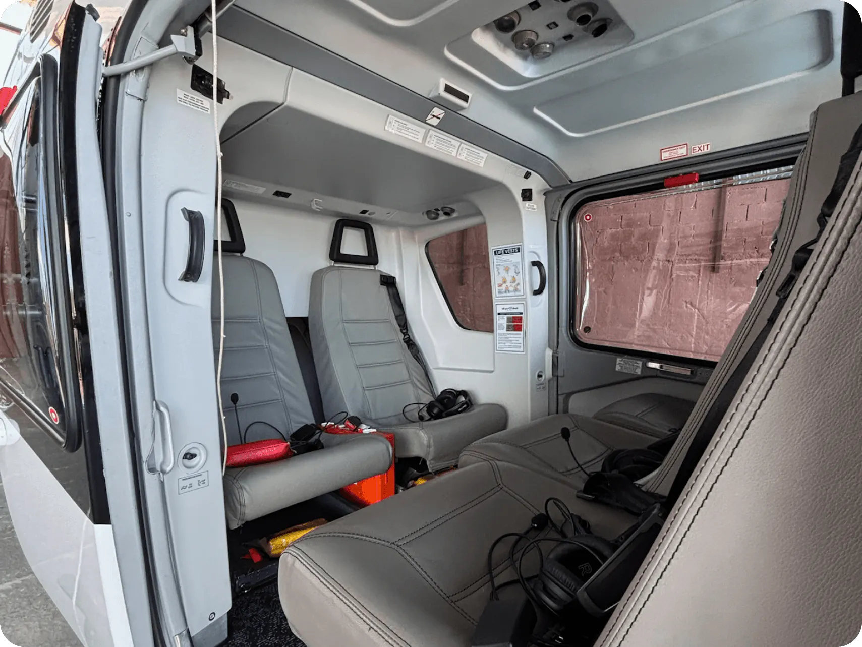 hoper - Airbus H135 Helicopter Interior