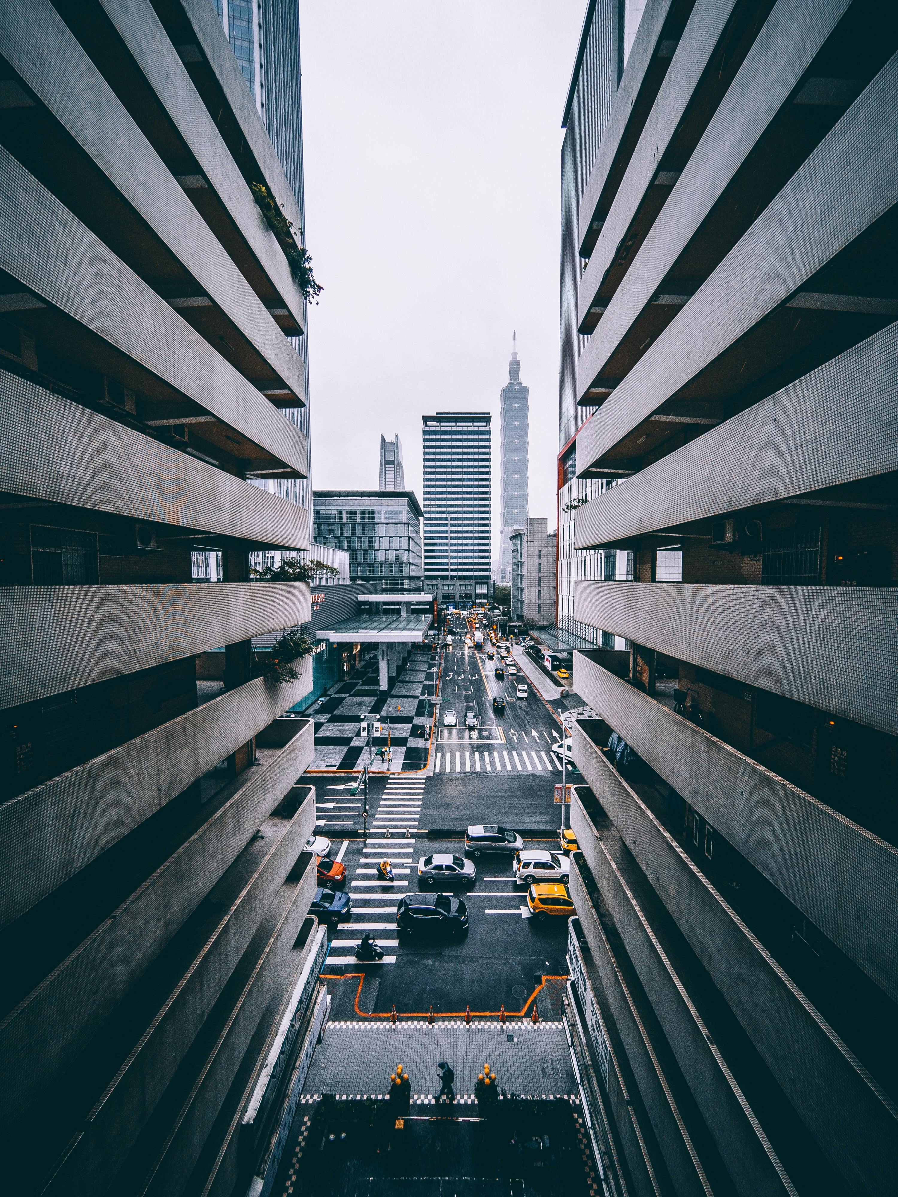 Dubai Court Clarifies Bank Liability on Sanctions & Fund Transfers