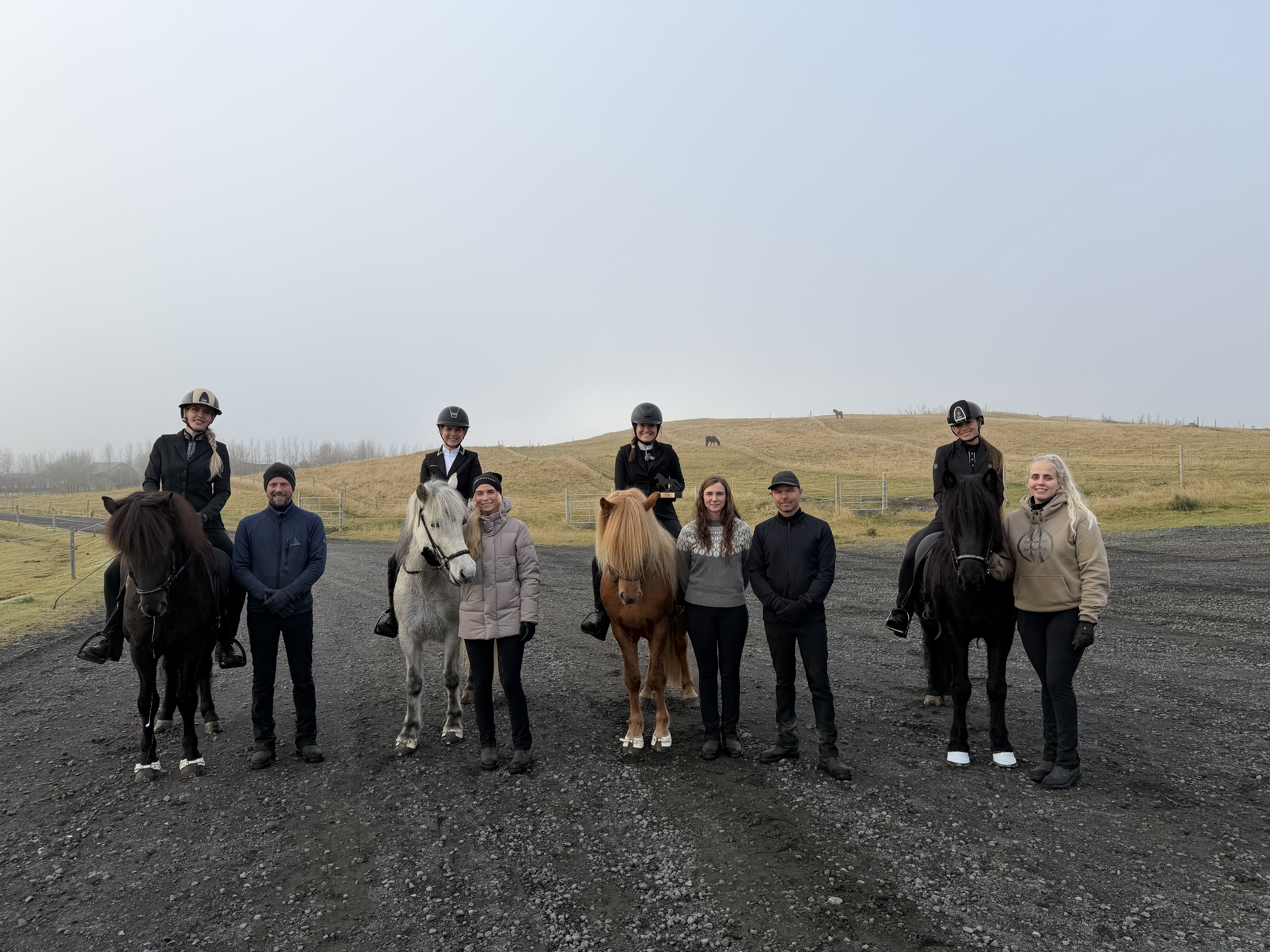 Annchen-Augustine on Hrafnar frá Hvoli with Haukur Tryggvason, Kristin Connors on Sæbjörg frá Kommu with Glódís Rún Sigurðardóttir, Lena Wagner on Frosti frá Hjarðartúni with Arnhildur Helgadóttir & Hans Þór Hilmarsson, and Ebba Nilsson on Frægur frá Feti with Árný Oddbjörg Oddsdóttir