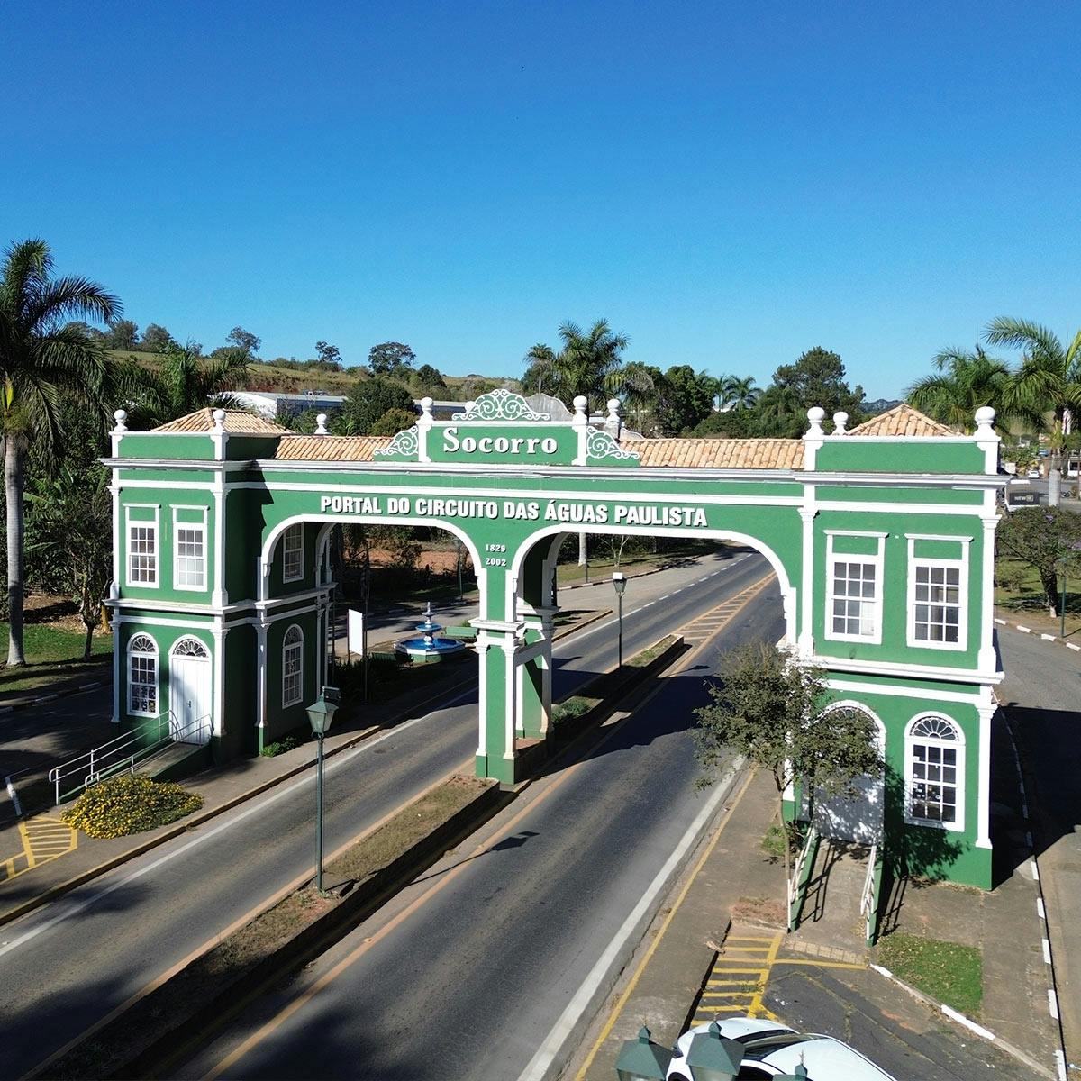 Vista aérea do portal da cidade de Socorro SP