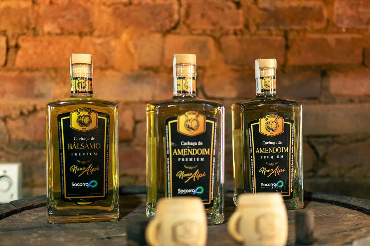 Cachaças artesanais Empório Nono Alpi Socorro SP