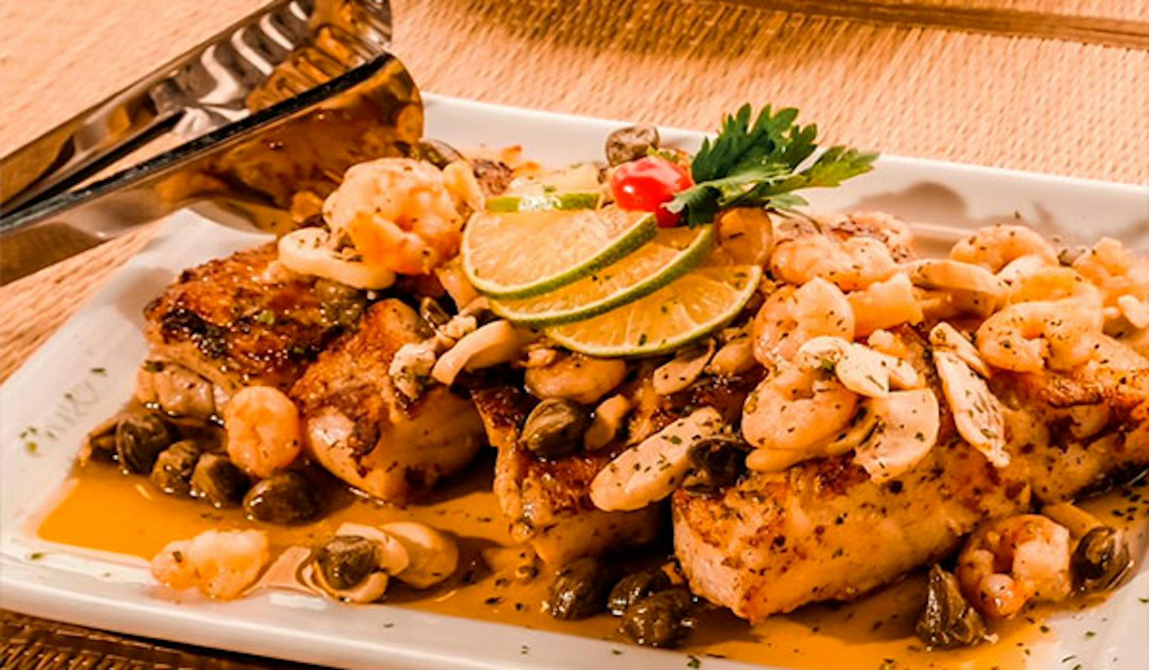 peixe com camarão