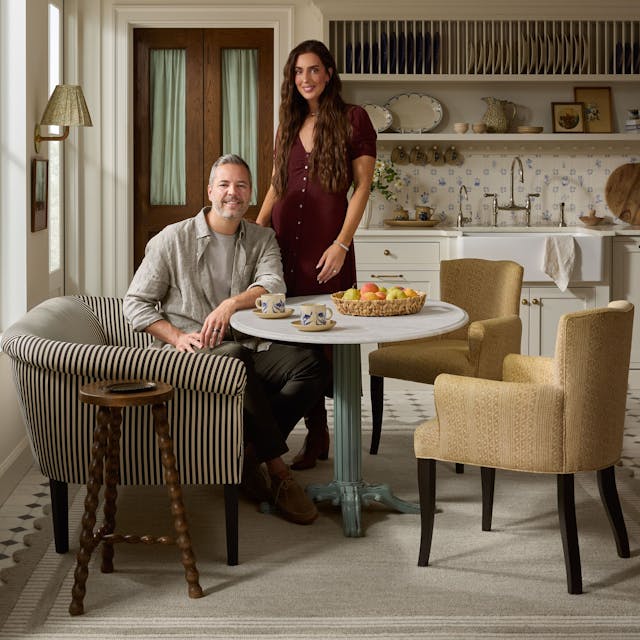 Chris Loves Julia x Loloi