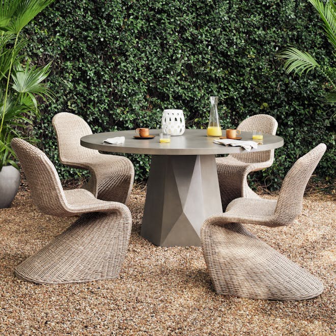 Outdoor Dining Sets