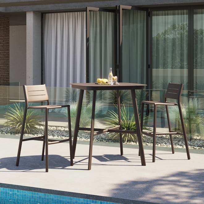 Outdoor Pub & Bistro Sets