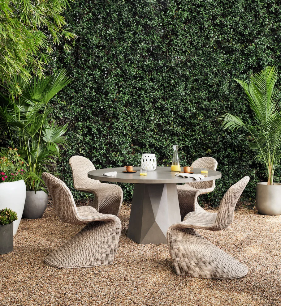 Outdoor Dining Chairs