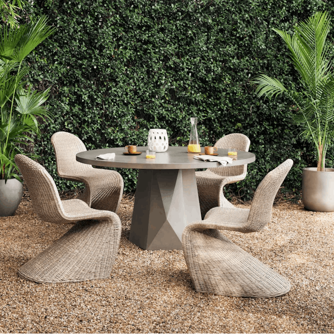 Outdoor Dining Chairs