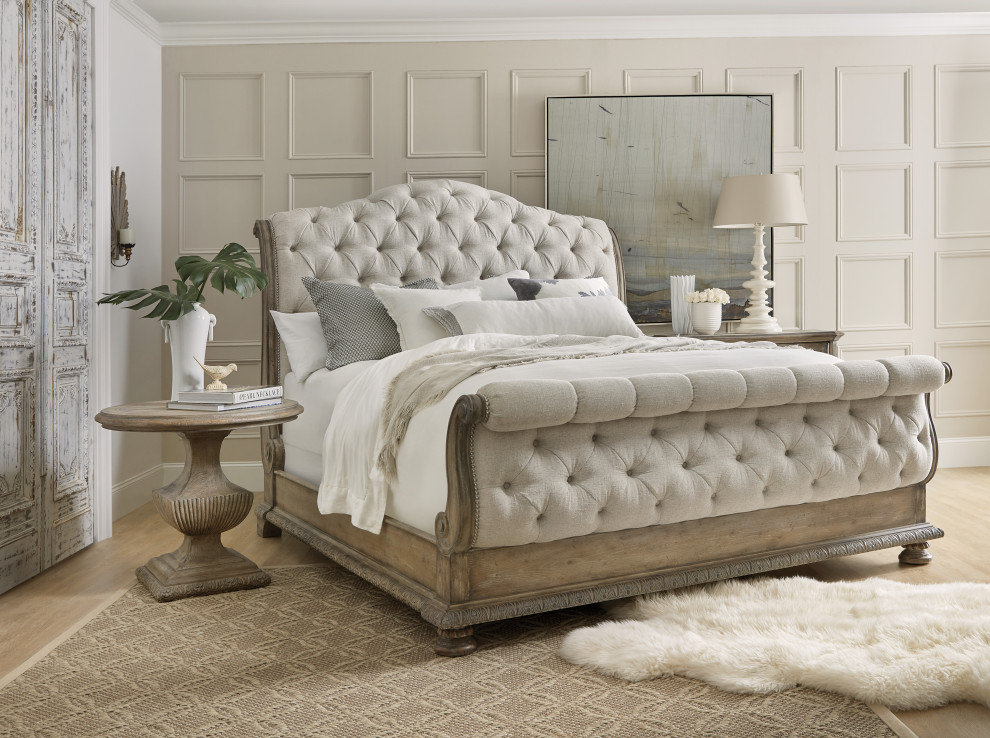 Sleigh Beds