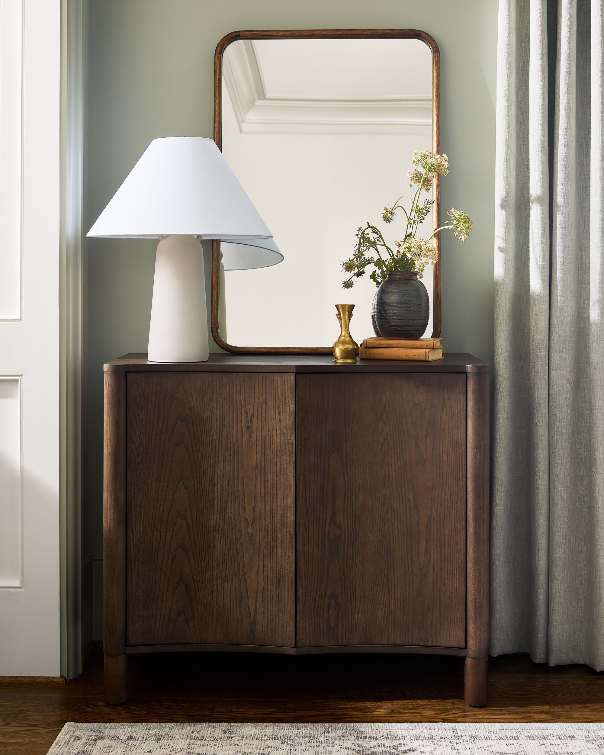 Accent Chests & Cabinets