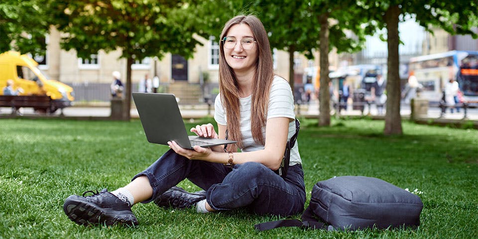 How to Register as Self-Employed in the UK: A Step-By-Step Guide