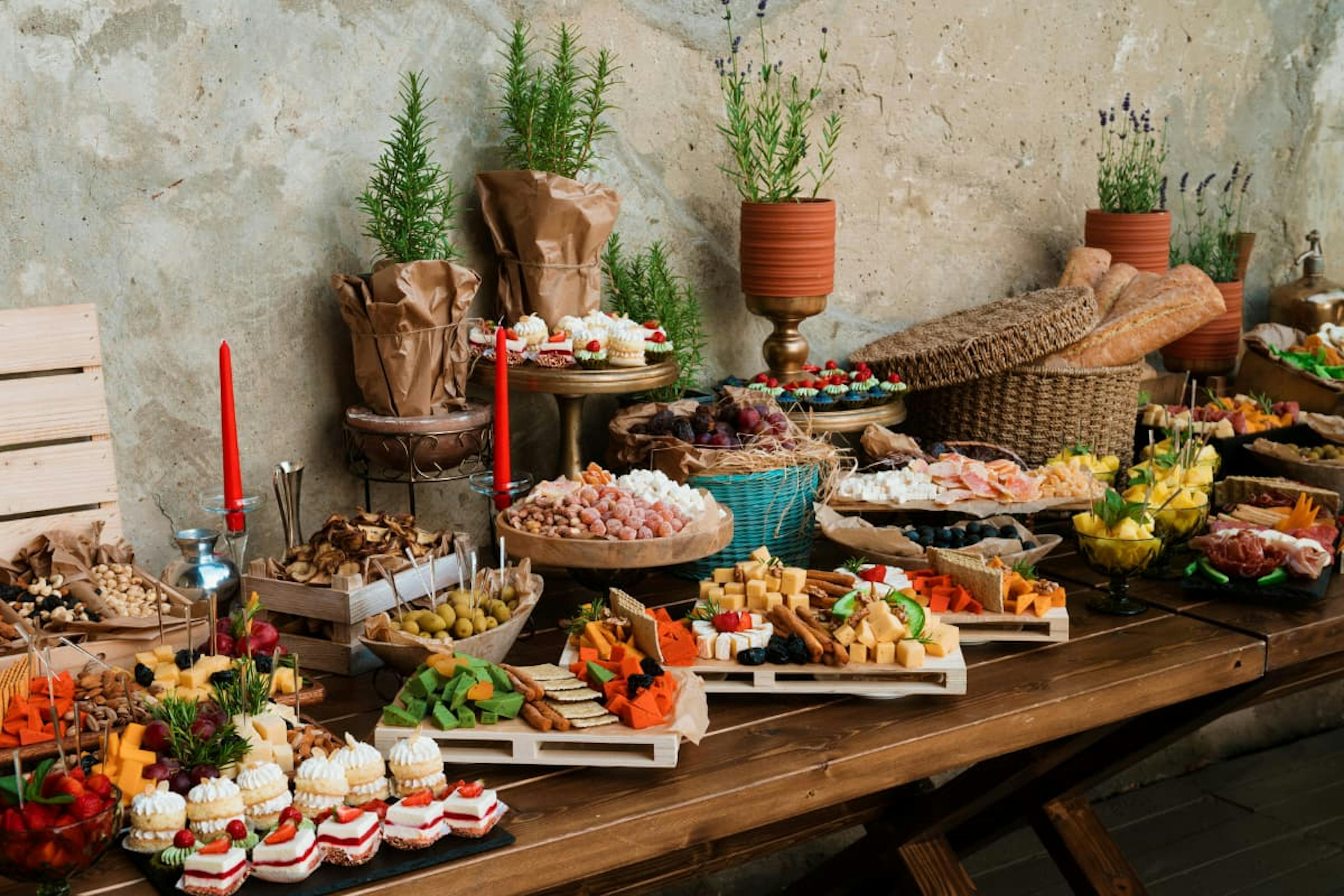 Buffet setup showcasing the benefits of buffet-style catering for corporate events with diverse meal options.