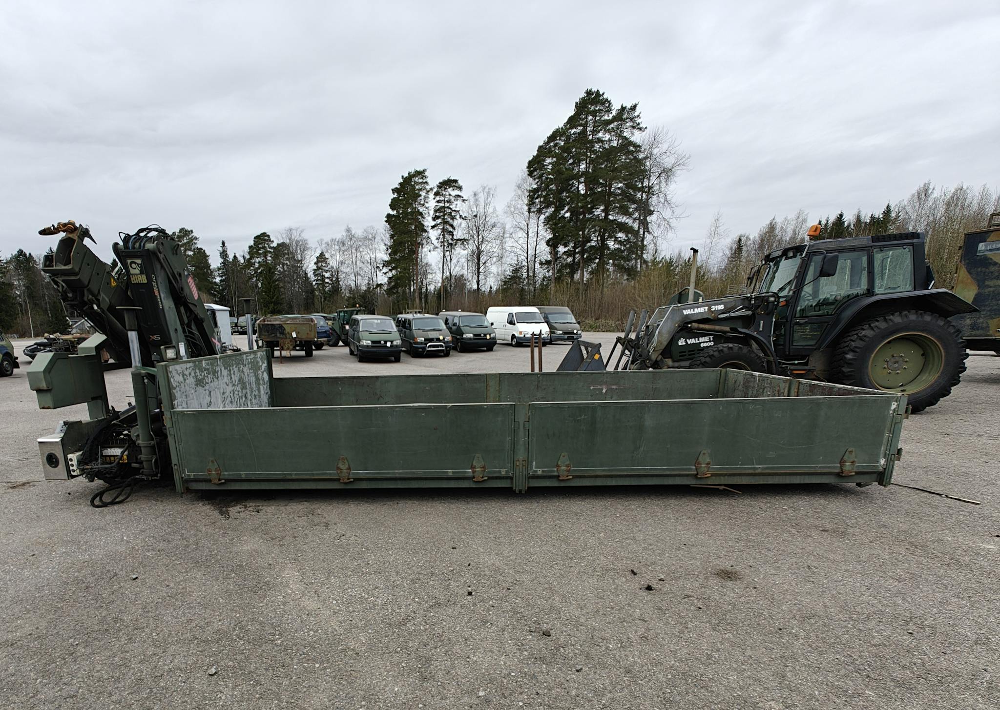Puolustusvoimien käytössä ollut lavetti