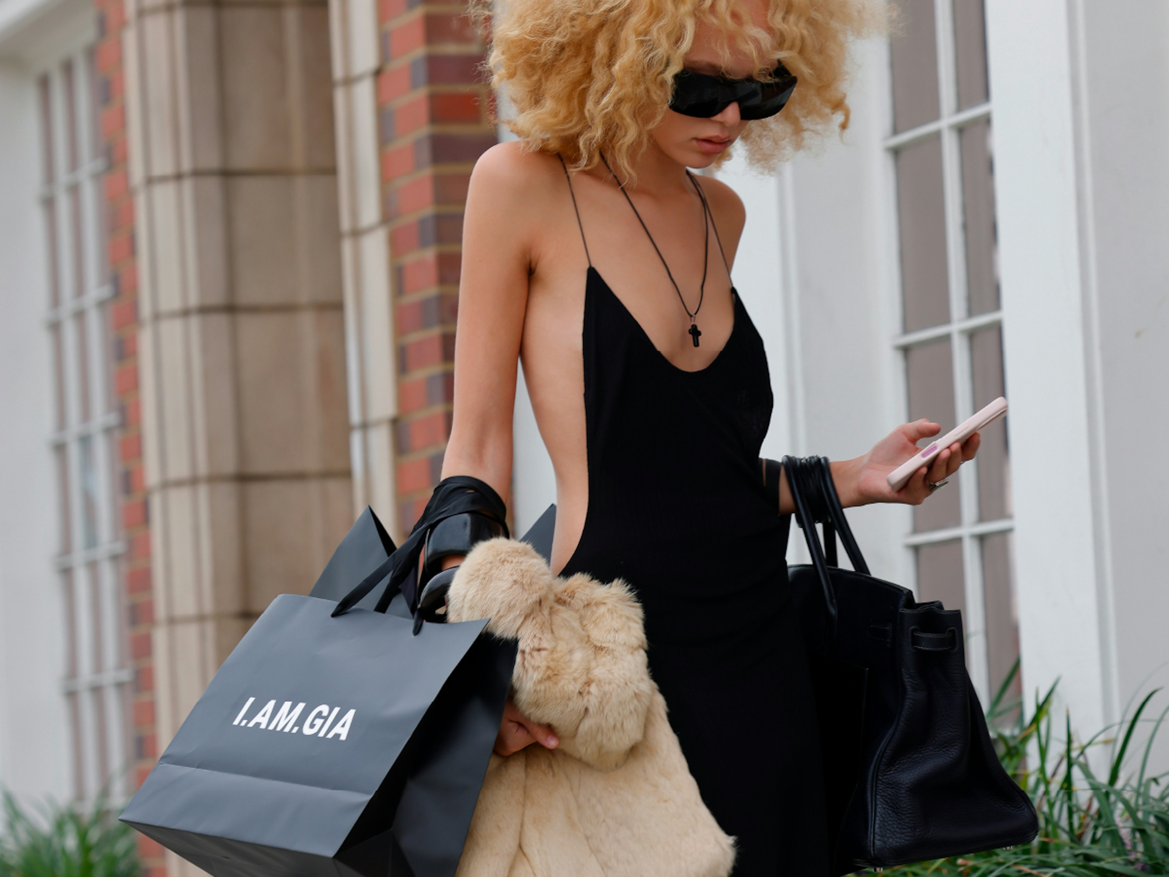 IRISIA LACE DRESS - BLACK