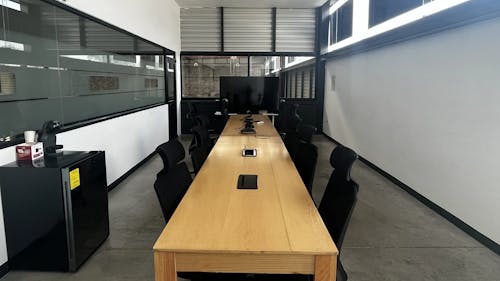 Sala de entrenamientos para ingenieros que buscan actualizacion en guadalajara
