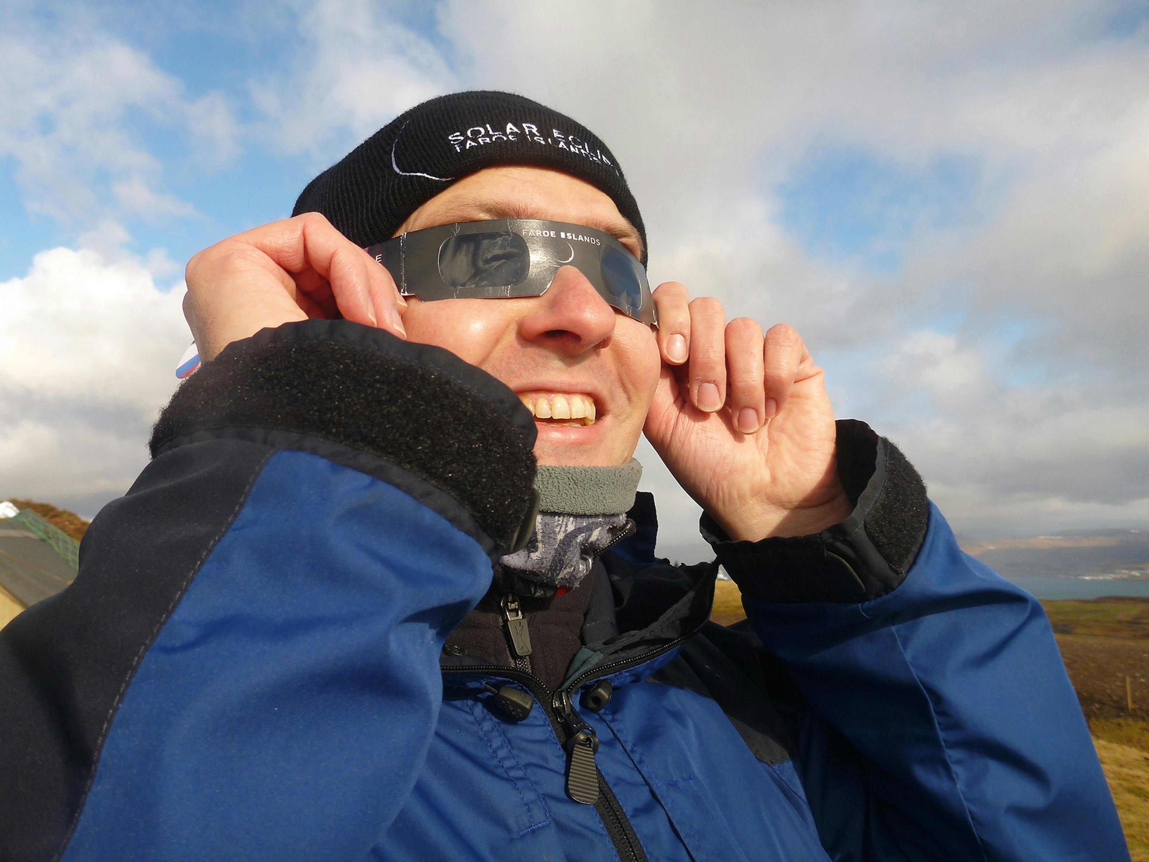 Eclipse journalist Jamie Carter watching the March 20, 2015 total solar eclipse in Faroe Islands. Credit: Jamie Carter