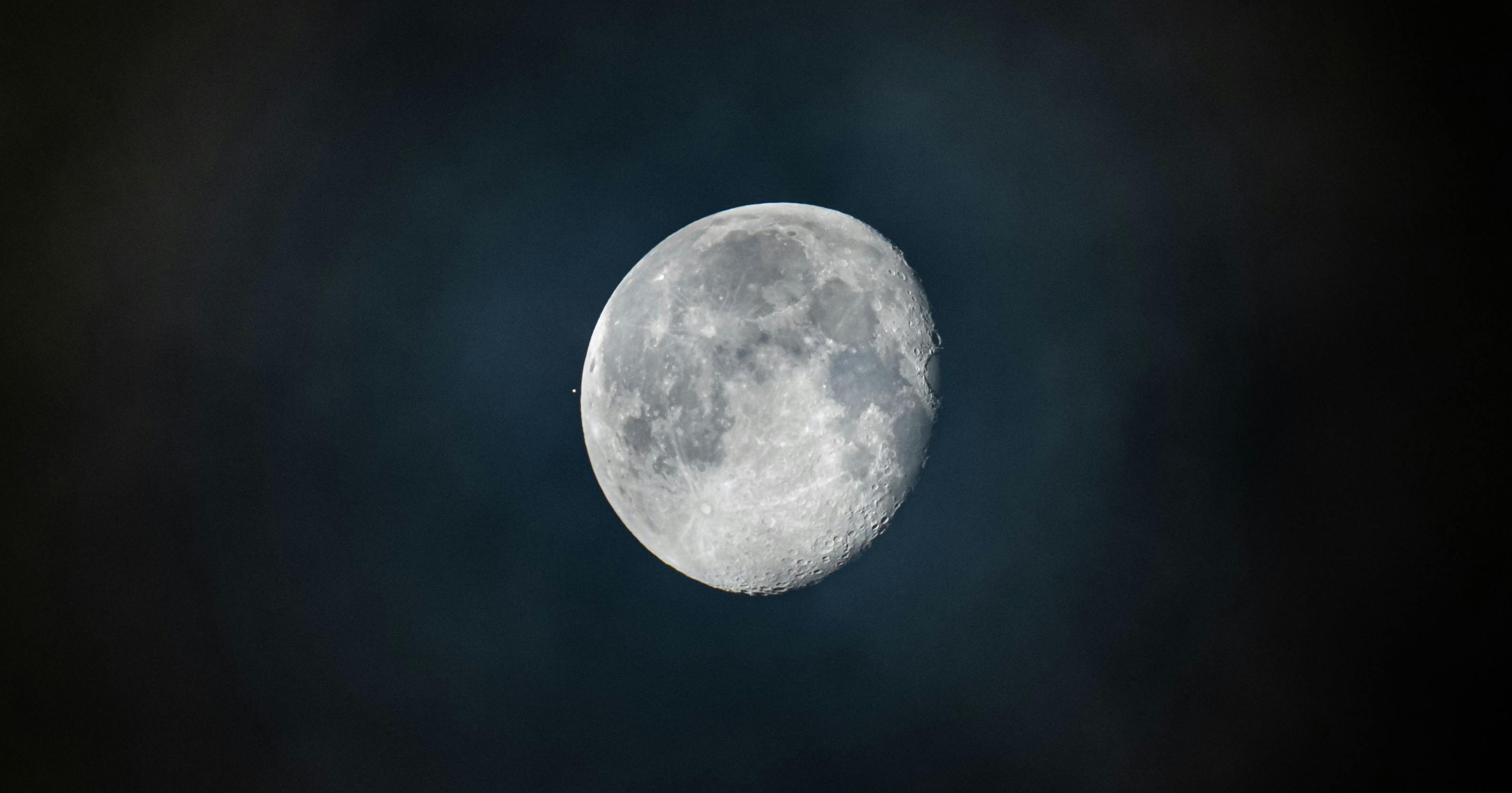 Tunglið myrkvar Mars 18. desember 2024. Mynd: Gísli Már Árnason