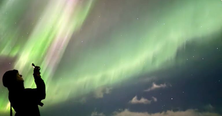 Shooting the Northern Lights with an iPhone on September 25, 2024. Image shot on iPhone 15 Pro. Credit: Sævar Helgi Bragason