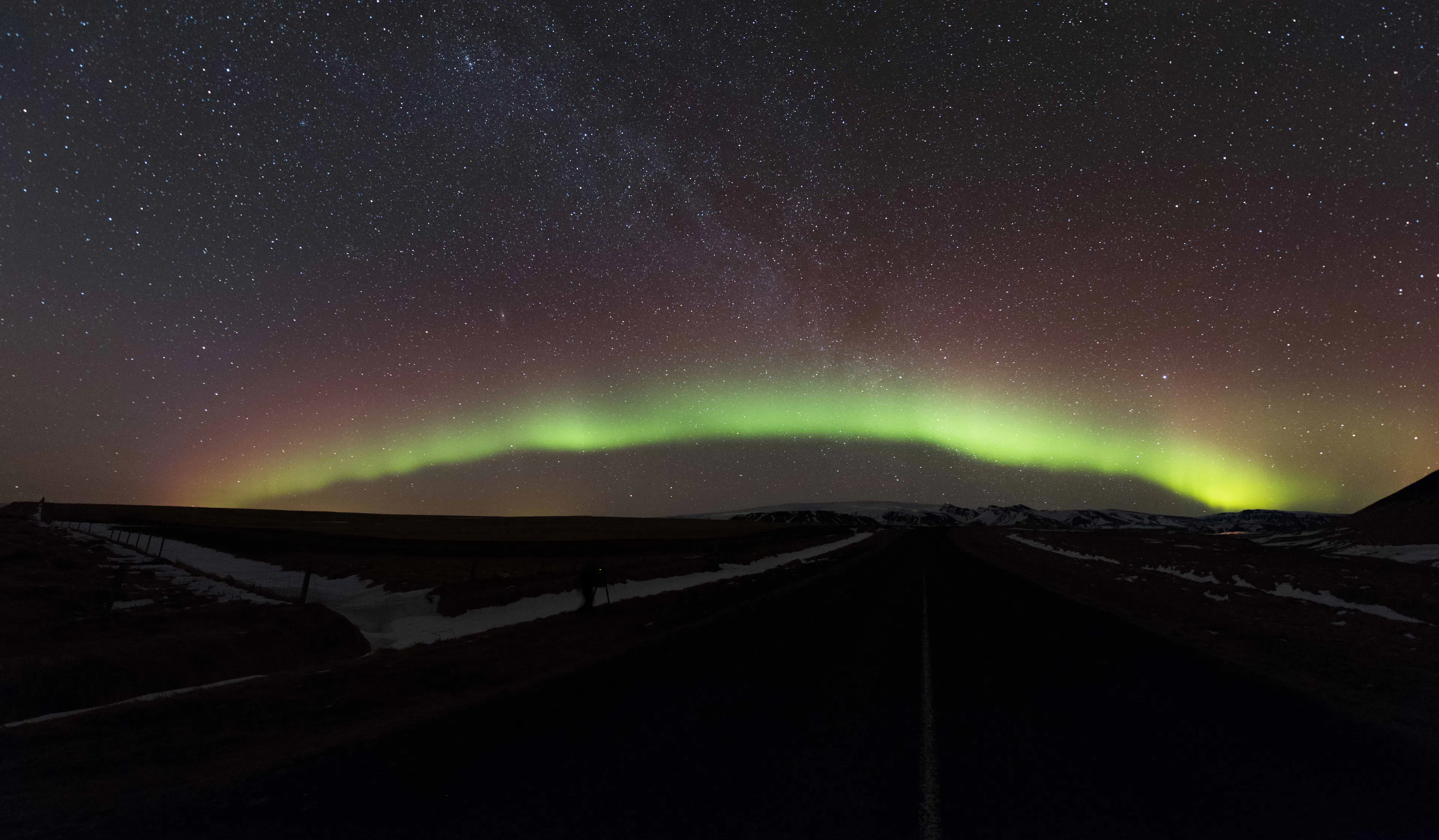 Northern Lights over Eyjafjallajökull glacier. Credit: Sævar Helgi Bragason / Iceland at Night