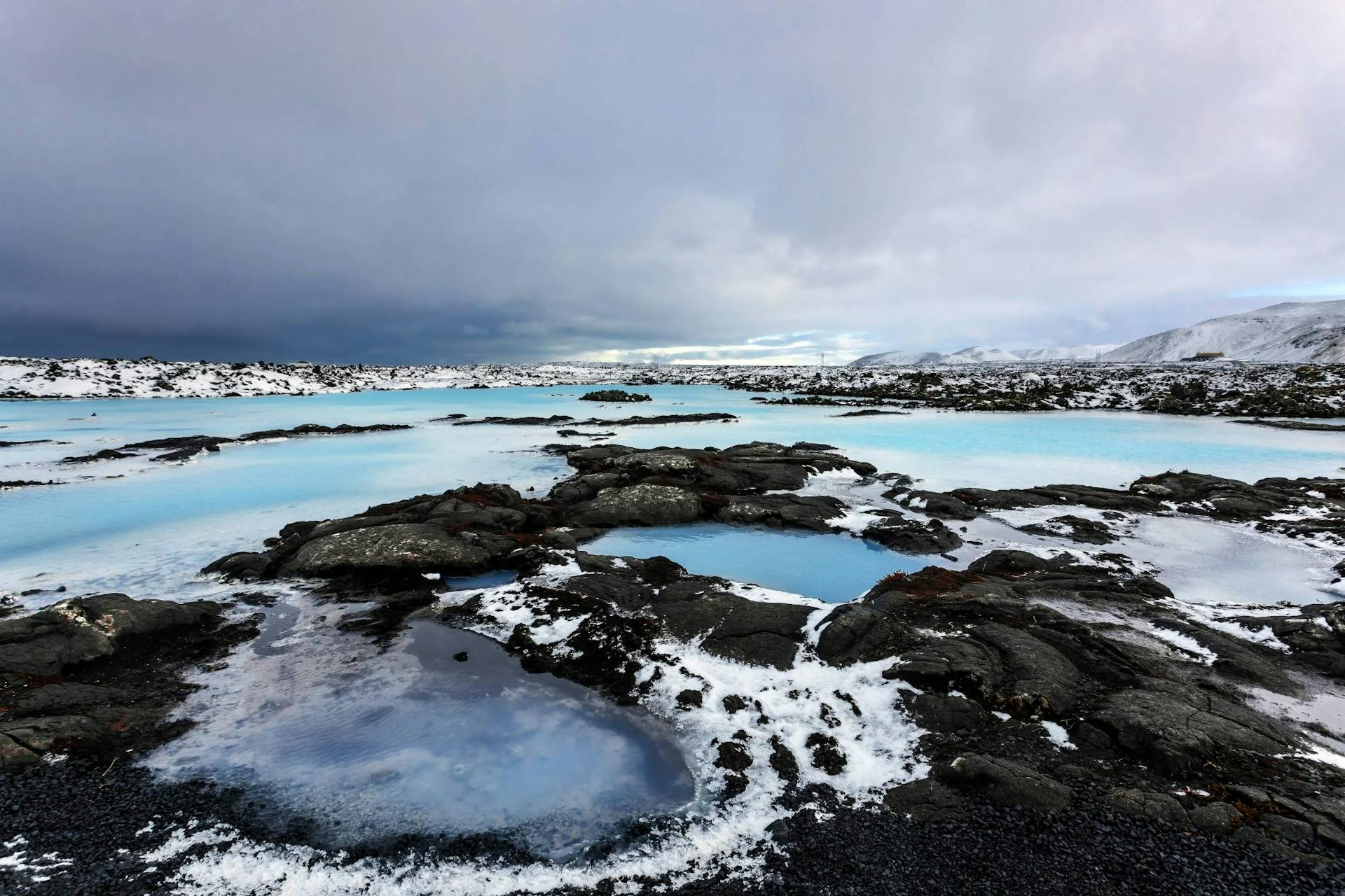 Blue lagoon winter