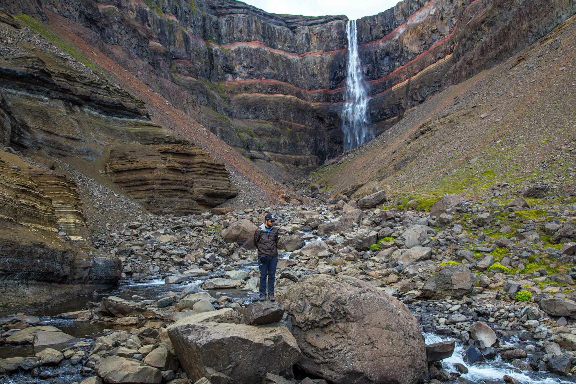 hengifoss waterfall