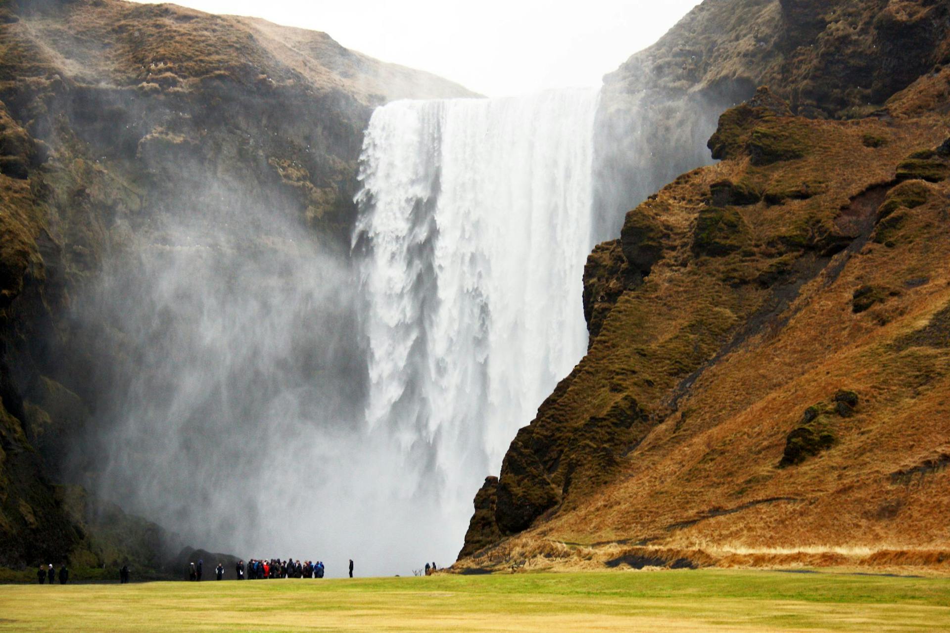 Skogafoss Waterfall autum